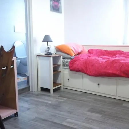 Vely'S Rooms Novara Exterior foto