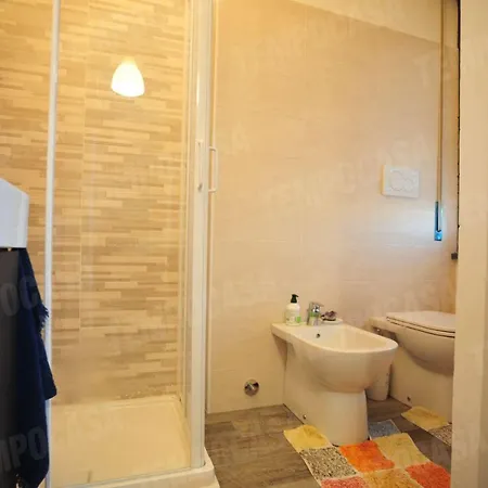 Vely'S Rooms Novara Exterior foto