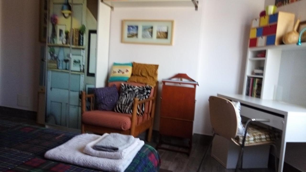 Vely's Homestay Novara
